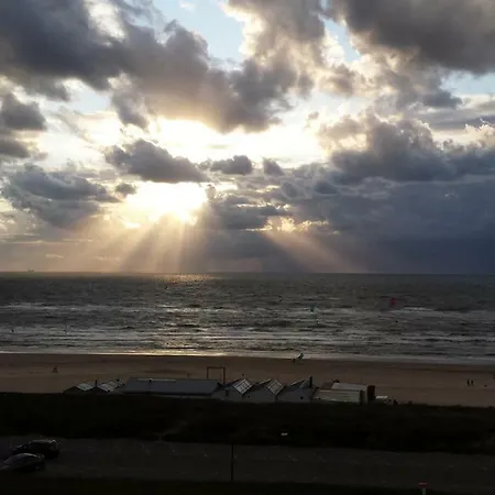 Apartment Kite View Noordwijk